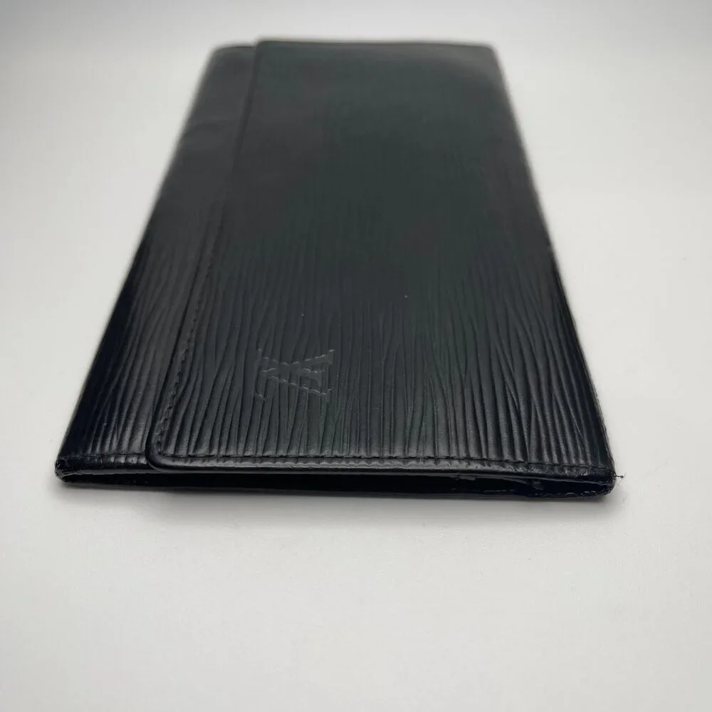 Louis Vuitton Vintage Black Epi Leather Long Wallet, Unisex - Preowned
